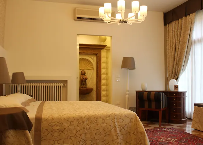 Domus Dotti V Guest House Treviso